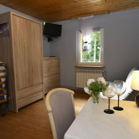 Apartamenty Pokoje Przy Wyciagu 717 Karpacz Luaran gambar